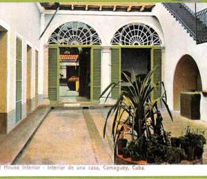 aa5922 - HABANA - Vintage Postcard - Camaguey - A House Interior